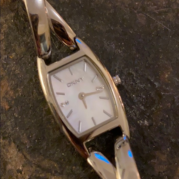 DKNY watch - Picture 2 of 2